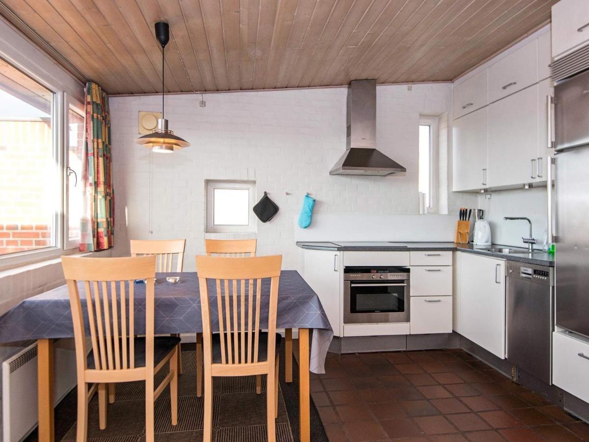 6 Person Holiday Home In Henne Henne Strand Kültér fotó